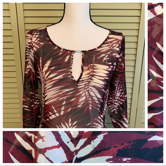 Beautiful Palm Pattern Silk Blouse - Picture 13 of 14